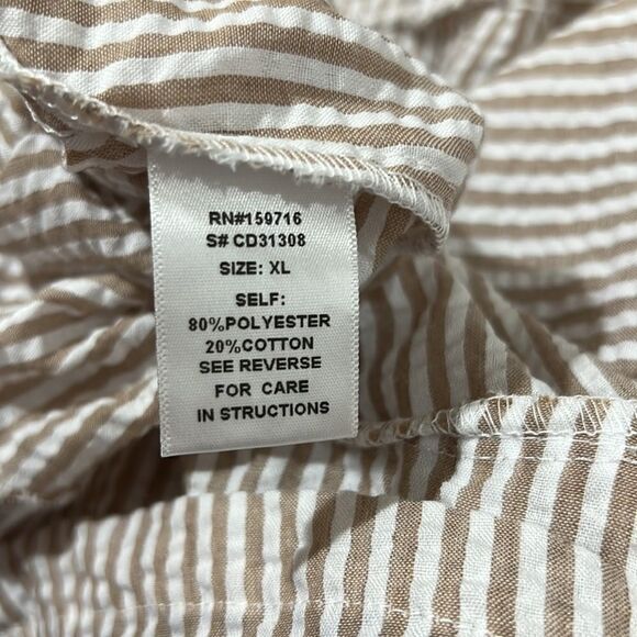 Vici Hampton Shades taupe & white sear sucker sleeveless romper NWT size XL - Picture 12 of 13